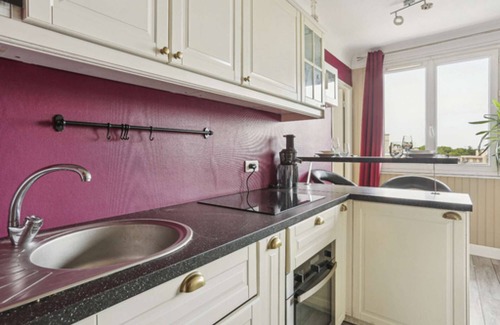 Bagneux Apartment | Chic and comfortable apart downtown