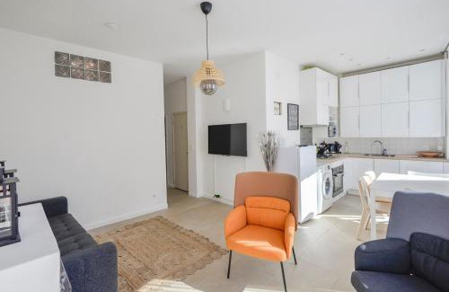 Saint-Lambert Apartment | Chic And Modern Apt 5 Min From The Beach