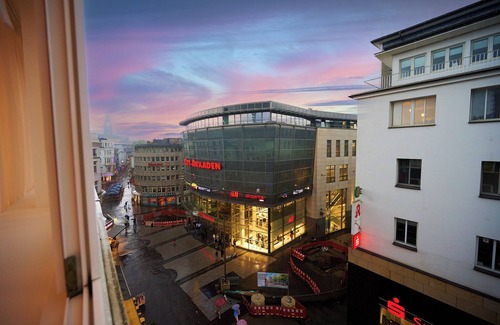 Wuppertal Apartment | Chic and Spacious 2Room Apartment in Wuppertal Center with Free WiFi and Kitchen