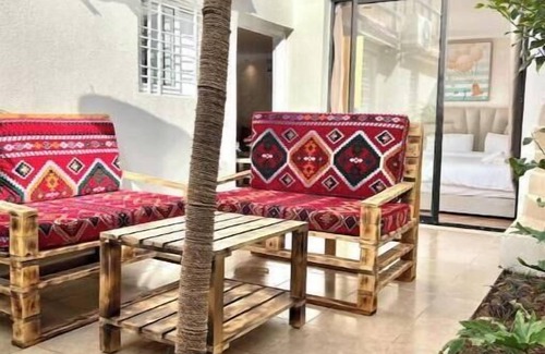 Diour Jamaa Apartment | Chic Apartment at the Carousel, Sea View & All on Foot