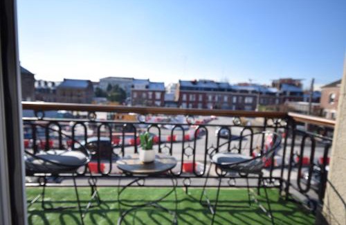 Valenciennes Apartment | CHIC APPART DESIGN - HYPER CENTRE - TRAMWAY - FREE WIFI - leRelaisdOdile12