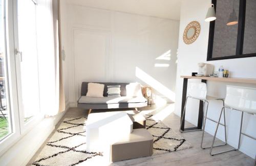 Valenciennes Apartment | CHIC APPART DESIGN - HYPER CENTRE - TRAMWAY - FREE WIFI - leRelaisdOdile12