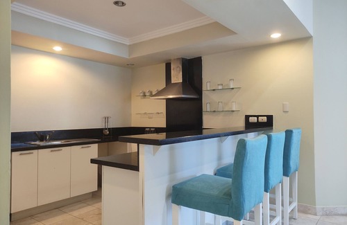 El Cortecito House | Chic Beachfront Apartment - Private Beach Access