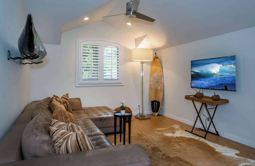 Montecito House | Chic Casita | 30+ Stays, Walk to Beach