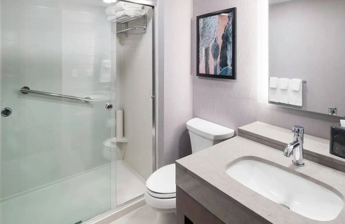 Tempe Hotel | Chic & Central Tempe Location – Pool, Gym, Near Phoenix Fun - 3 Units