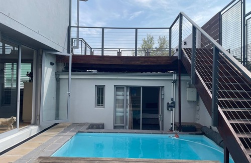 Cape Town City Centre House | Chic City Home with Table Mountain Views