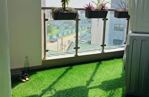 Angre Apartment | Chic & Clean 1bedroom apartment connected to ALEXA in cool Abidjan with AC, WiFi