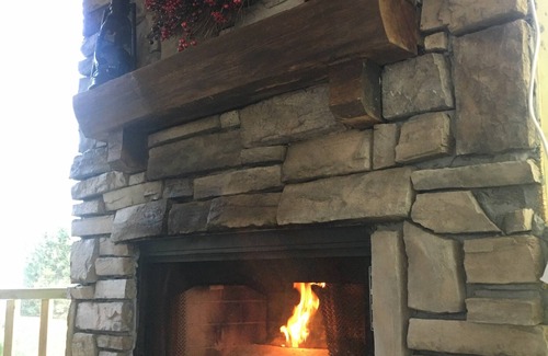 Highlands Hills House | Chic Cottage 1.4 miles to downtown