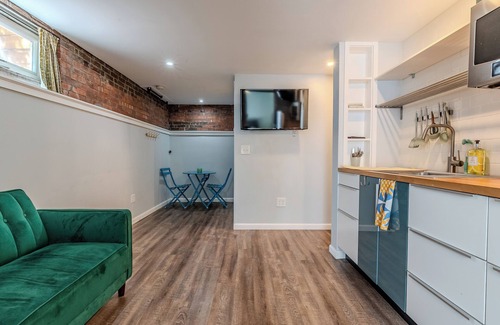 South Park Hill Apartment | Chic Deco Flat Near RiNo+More!