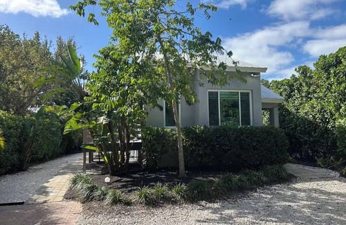 East Naples House | Chic East Naples Retreat - Walk to Celebration Park, Near 5th Ave & Beach