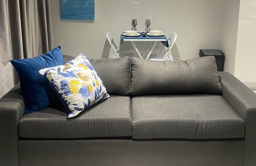 Greater Johannesburg Metropolitan Area Apartment | Chic & Elegant - Apartment for 2 in the Elite Ellipse Executive Apartments.