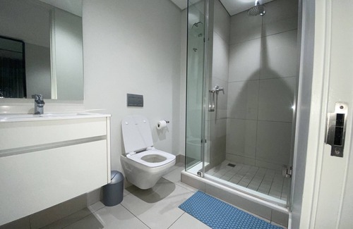Greater Johannesburg Metropolitan Area Apartment | Chic & Elegant - Apartment for 2 in the Elite Ellipse Executive Apartments.