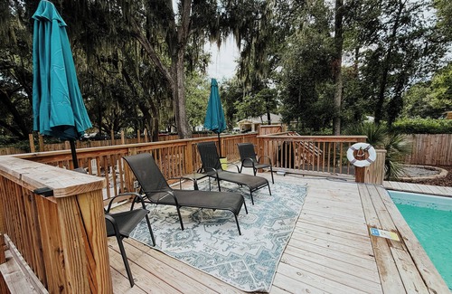 Port Royal House | Chic Family - Friendly 3BR Home w/Pool, Hot Tub & Fire pit near Parris Island