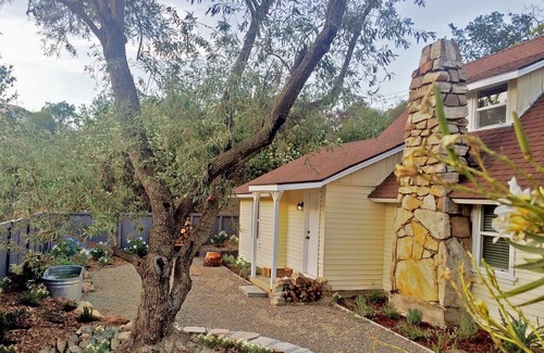 Three Rivers House | Chic Historic Cottage in the Heart of 3 Rivers - voted Best Vacation Rental 2015