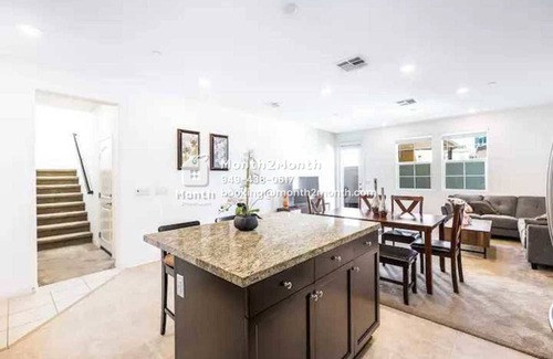 Eastvale Downs House | Chic Home on Sendero Ave #41351