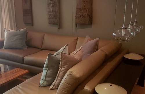 Greater Johannesburg Metropolitan Area Apartment | Chic living, an alternative to the most superior of 5-star hotel accommodation