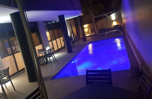 Greater Johannesburg Metropolitan Area Apartment | Chic living, an alternative to the most superior of 5-star hotel accommodation