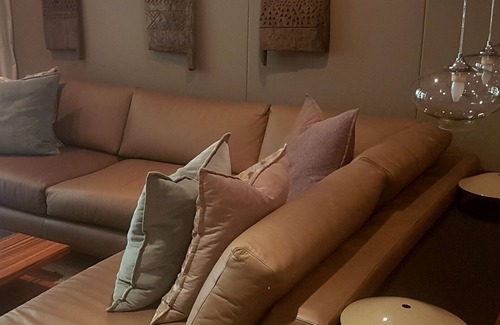 Greater Johannesburg Metropolitan Area Apartment | Chic living, an alternative to the most superior of 5-star hotel accommodation