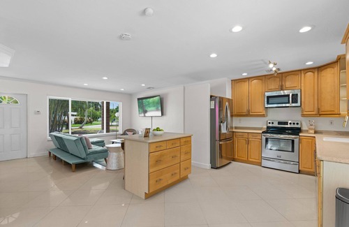 Wilton Manors House | Chic Miami Mid Century Home-1mi to Nightlife