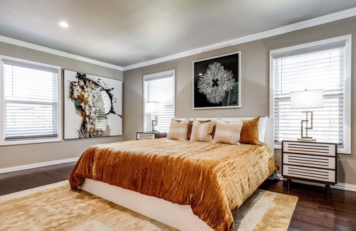 White Rock Hills House | Chic Mid-Century Modern w/pool, 10 min from downtown!