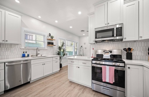 Boulevard Park House | Chic Midtown Gem Near Capitol & McKinley Parks!