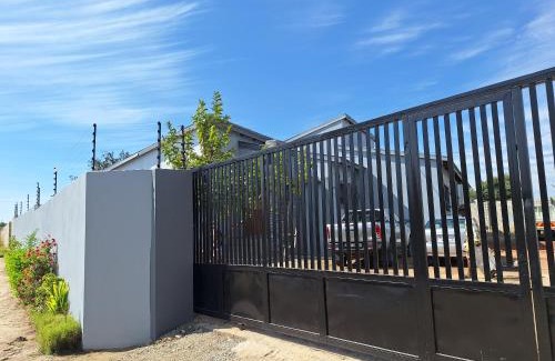 Lusaka House | Chic Modern Escape