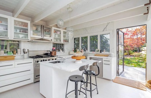 Springs House | Chic Modern Private Designer 1.5 Acre Private Oasis