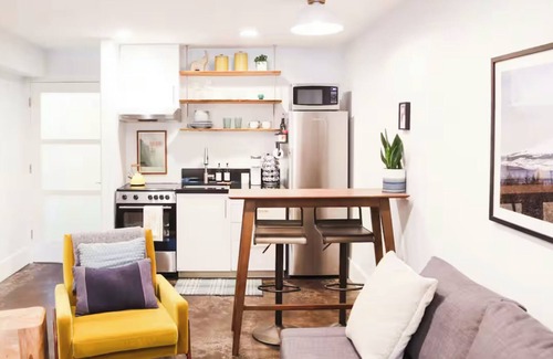 Overlook House | Chic Modern-Style 3 story Townhome in prime location