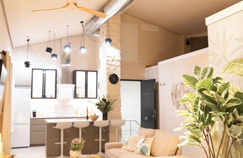 Campoamor Apartment | Chic penthouse in an exclusive building of only two floors in the center of Alicante.