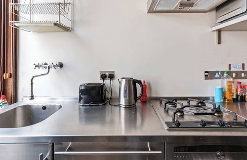 Bloomsbury Apartment | Chic Spacious Holborn Apartment