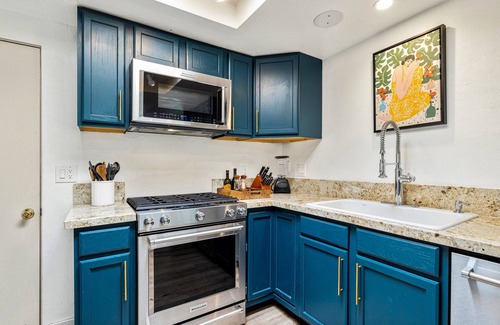 Desert Park Estates House | Chic Spanish Palm Springs ~2000 square feet Pool Home