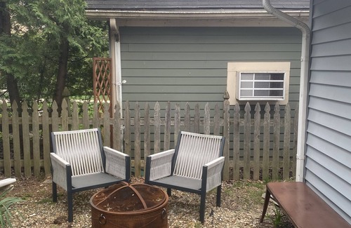Noblesville House | Chic Stay in Downtown Noblesville! Close to Grand Park, Ruoff, & Wedding Venues