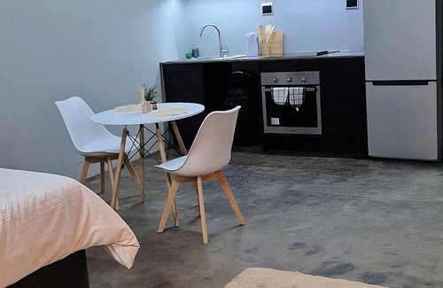 Downtown Johannesburg Apartment | Chic Studio Stay in Johannesburg’s Creative Hub