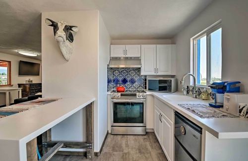 El Prado Apartment | Chic Studio w/Grill - 25 Mins to Taos Ski Valley!