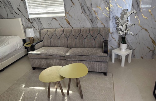 Charleston Preservation Apartment | Chic studio with AC and WiFi in enchanting Las Vegas