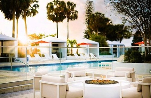 Surfside Apartment | Chic studio with AC and fitness room in fabulous Miami near beach