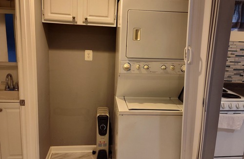 Potomac Apartment | Chic studio with WiFi and AC in beautiful Rockville MD.