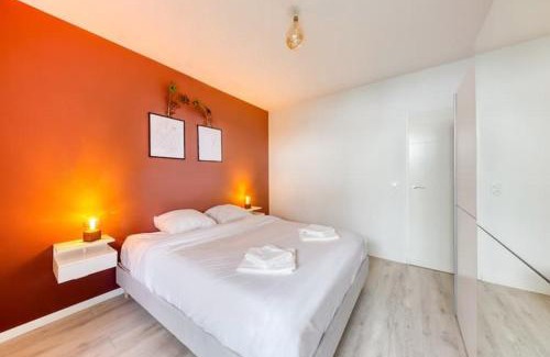 Petit-Colombes Apartment | Chic T2 with Jacuzzi near Paris