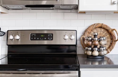 Nashville House | ~Chic~Trendy~Modern Getaway Townhouse