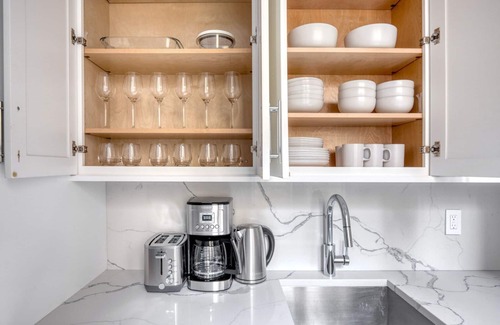 Bloomingdale Apartment | Chic UWS 1BR w/Gym, Elevator & W/D, nr Central Park, by Blueground