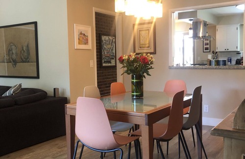 Chico House | Chico Family Retreat with Pool~Bocce~Hot-tub~Lounge. Near park, downtown & CSU