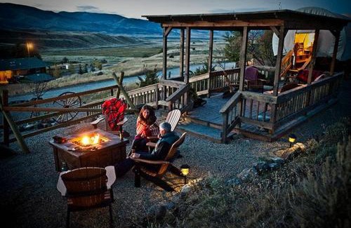 Pray Cabin | Chico Hot Springs Resort