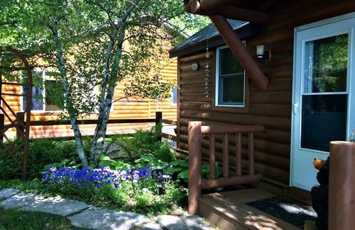 Chief Lake Cabin | Chief Lake Lodge Resort Cabin #6