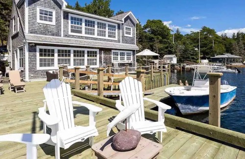 Chester Villa | Children friendly oceanfront escape