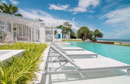 Hua Hin Condo | ★Chill Family Getaway★Private beach access★Sea view🏖️2BR 2BA condominium