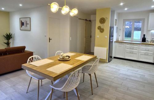 Chevannes House | Chill House - Maison 2 chambres - Option Jacuzzi