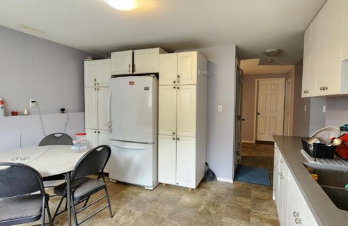 Chilliwack Proper Village West House | Chilliwack Homestay Private and Cozy Room