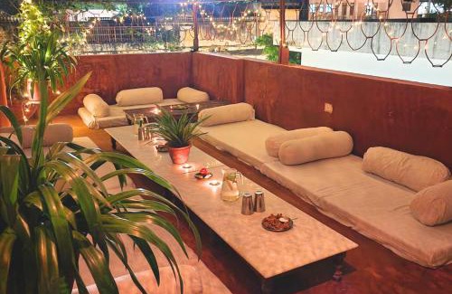 Amer Fort Road Hotel | Chillout