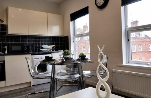 Luton Apartment | Chiltern apartment in Luton