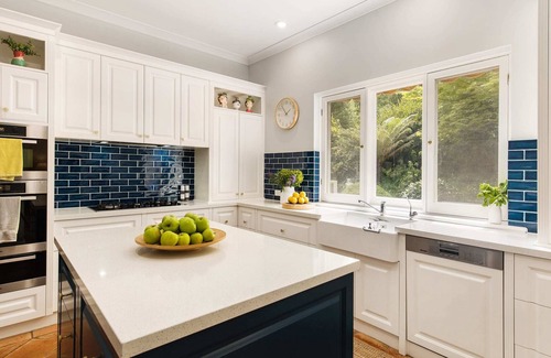 Stirling House | CHILTERNS OF STIRLI - Adelaide Hills Wonderland